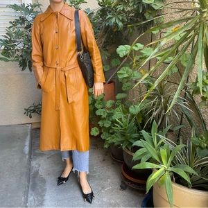 Vintage caramel Nomar genuine leather coat
